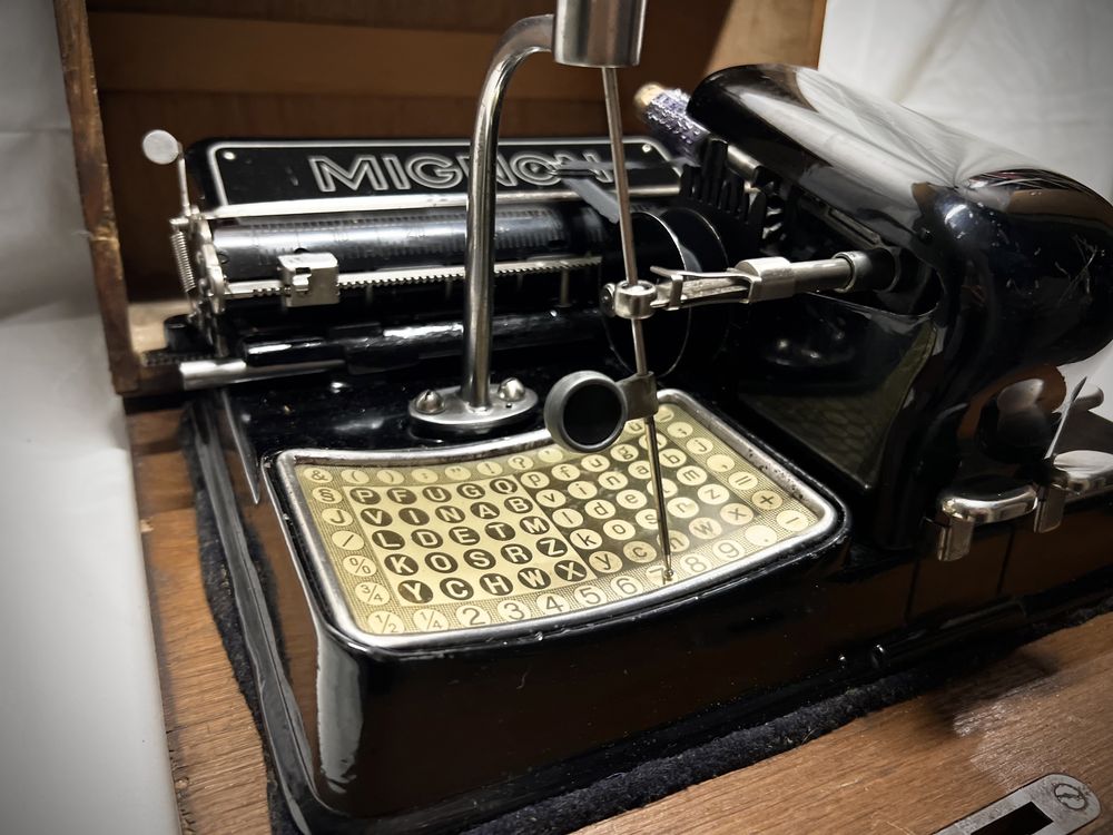 Máquina de Escrever- MIGNON AEG Typewriter