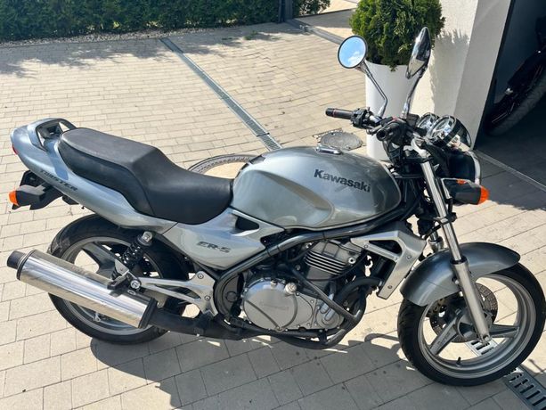 Motocykl Kawasaki er 500