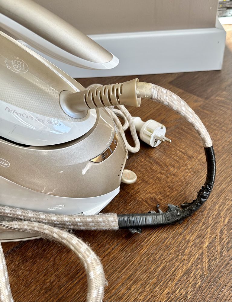 Парогенератор Philips PerfectCare Elite 9642