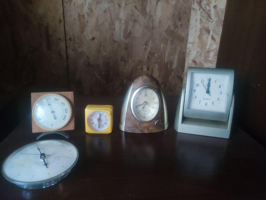 Обмен часы разные