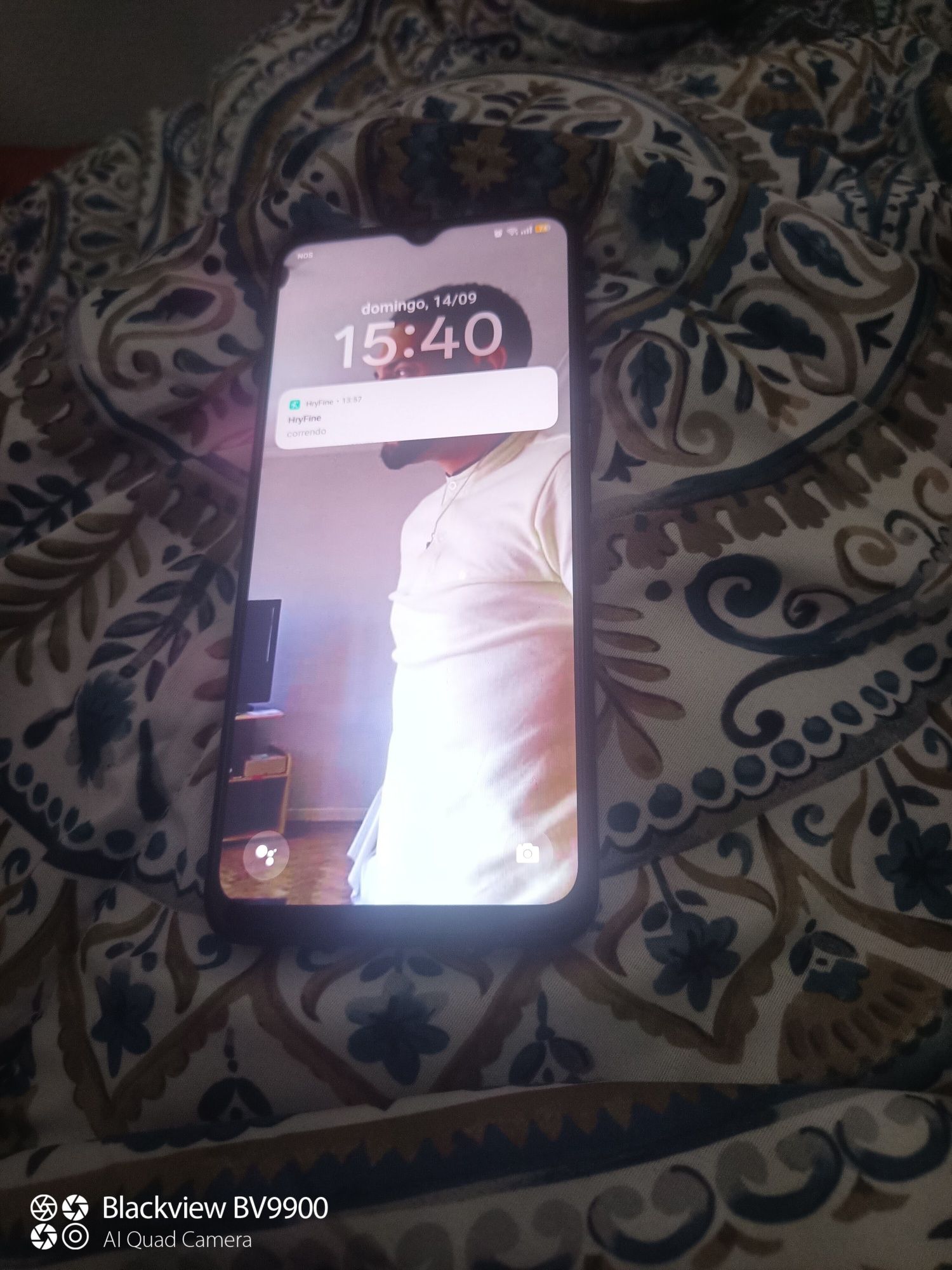 OPPO A18 como novo