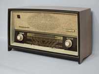 Rádio antigo reparado Schaub-Lorenz