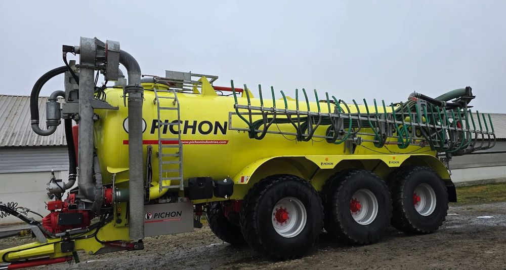 Pichon TCI 27400  Wóz asenizacyjny beczkowóz tridem samson 2 aplikatory