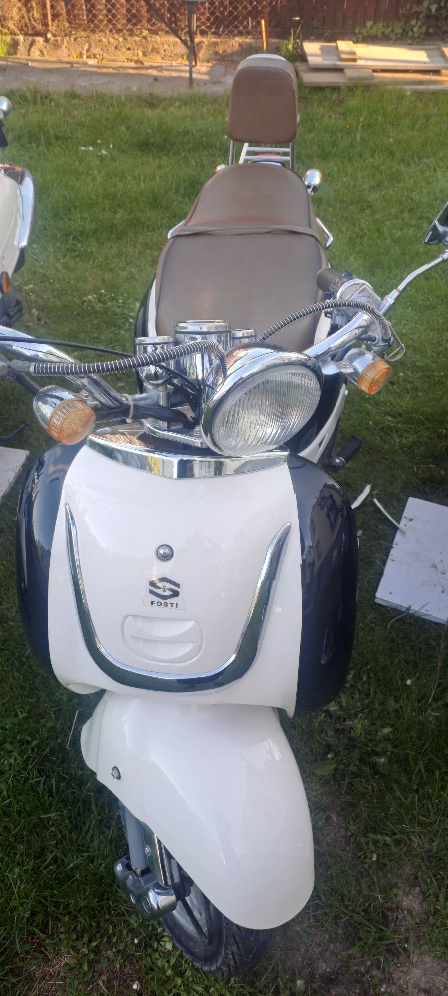 Skuter Retro 4T zarejestrowany
