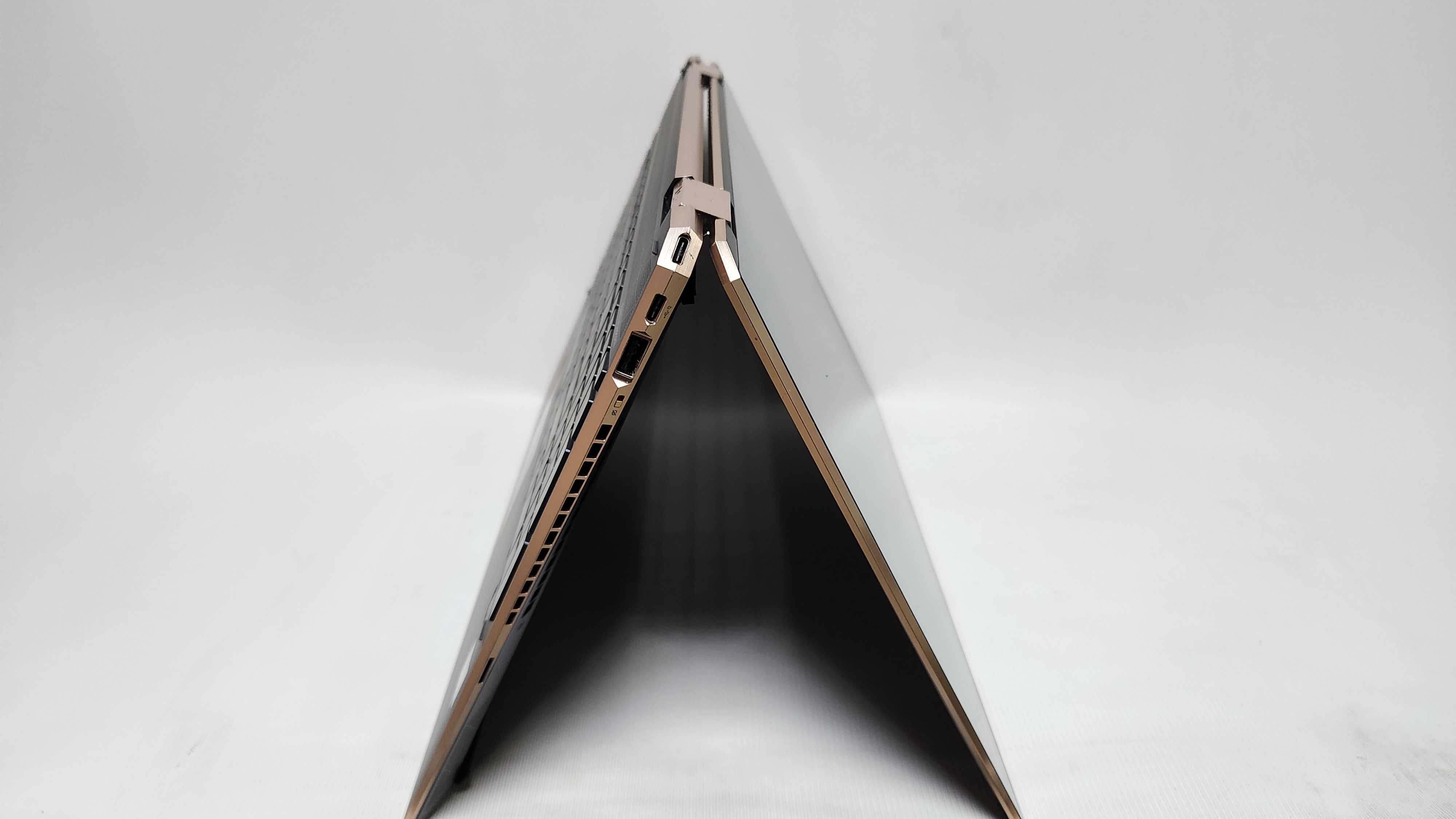 HP Spectre 360 i7-10510U 16  512 +32 OPTANE MX250 15,6" 4K