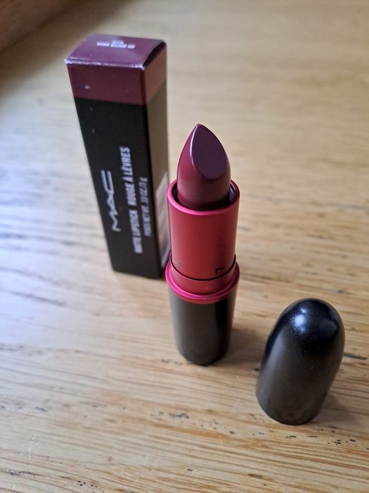 Szminka do ust pomadka MAC cosmetics Viva Glam III 619