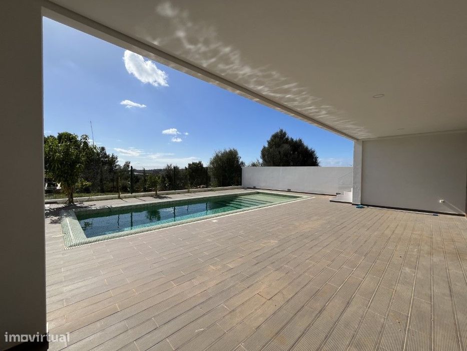 Moradia T3 de luxo, no Algarve.