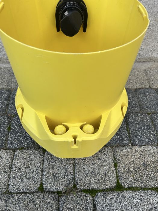 Zbiornik do odkurzacza Karcher Wd3 stary model