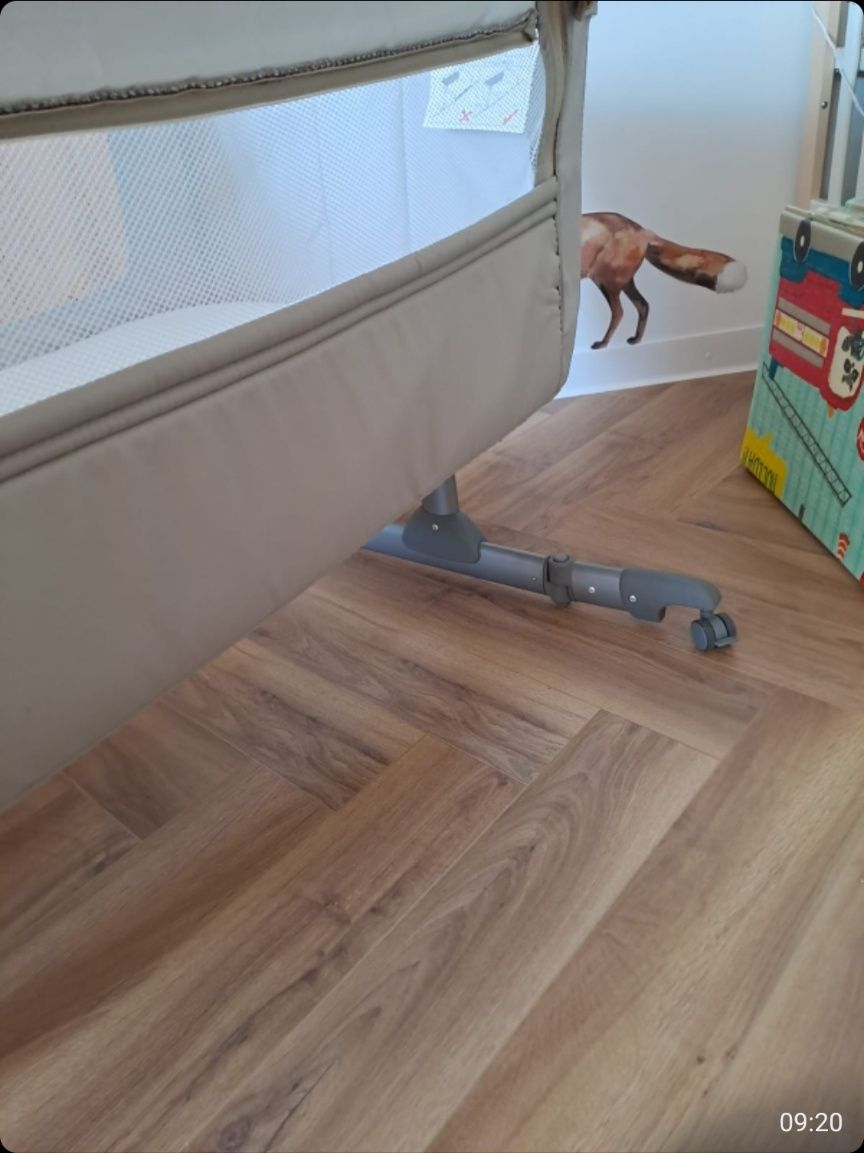 Chicco Next2Me Essential Dune łóżeczko dostawne moskitiera