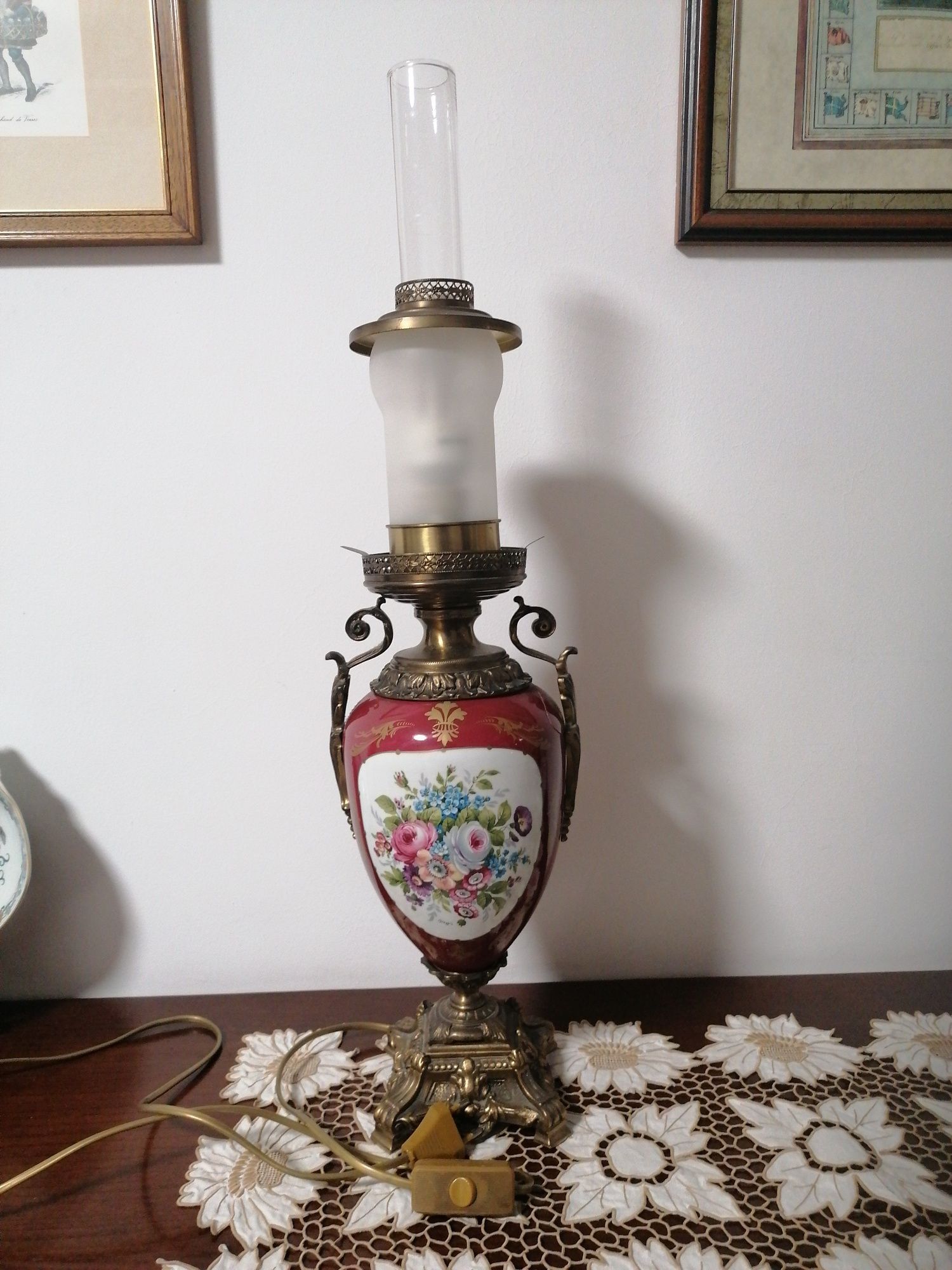 Candeeiro /candelabro antigo de loiça