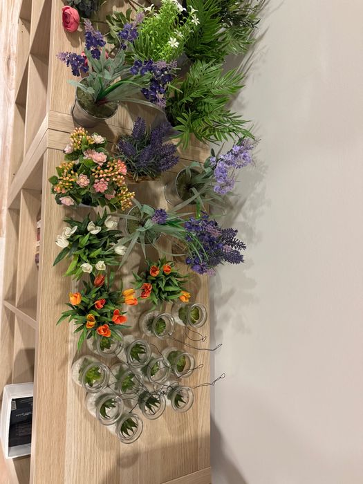 Flores plásticas decorativas