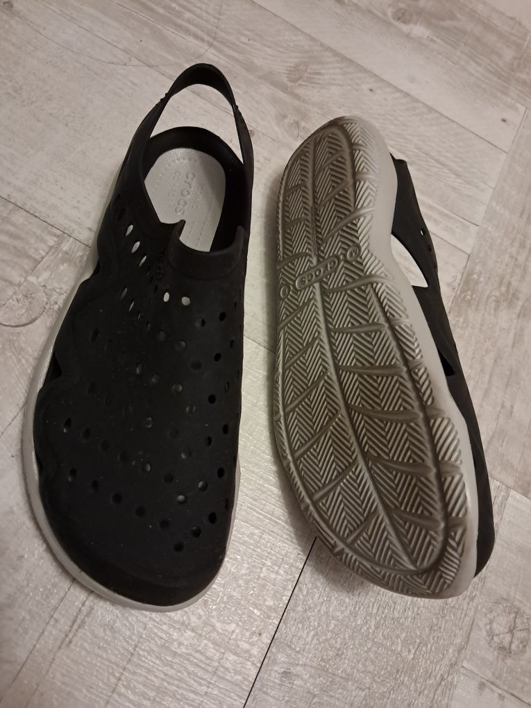 Сандалі Crocs 41,5 розміру