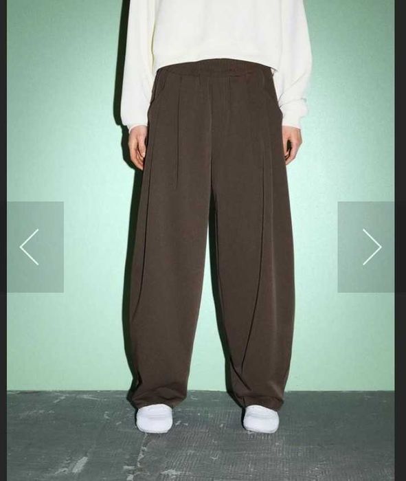 Коричневі широкі штани баггі М-Лр Bershka