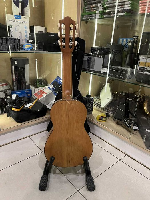 Mała gitara akustyczna Yamaha GL1 PB guitalele/Komis Krzysiek