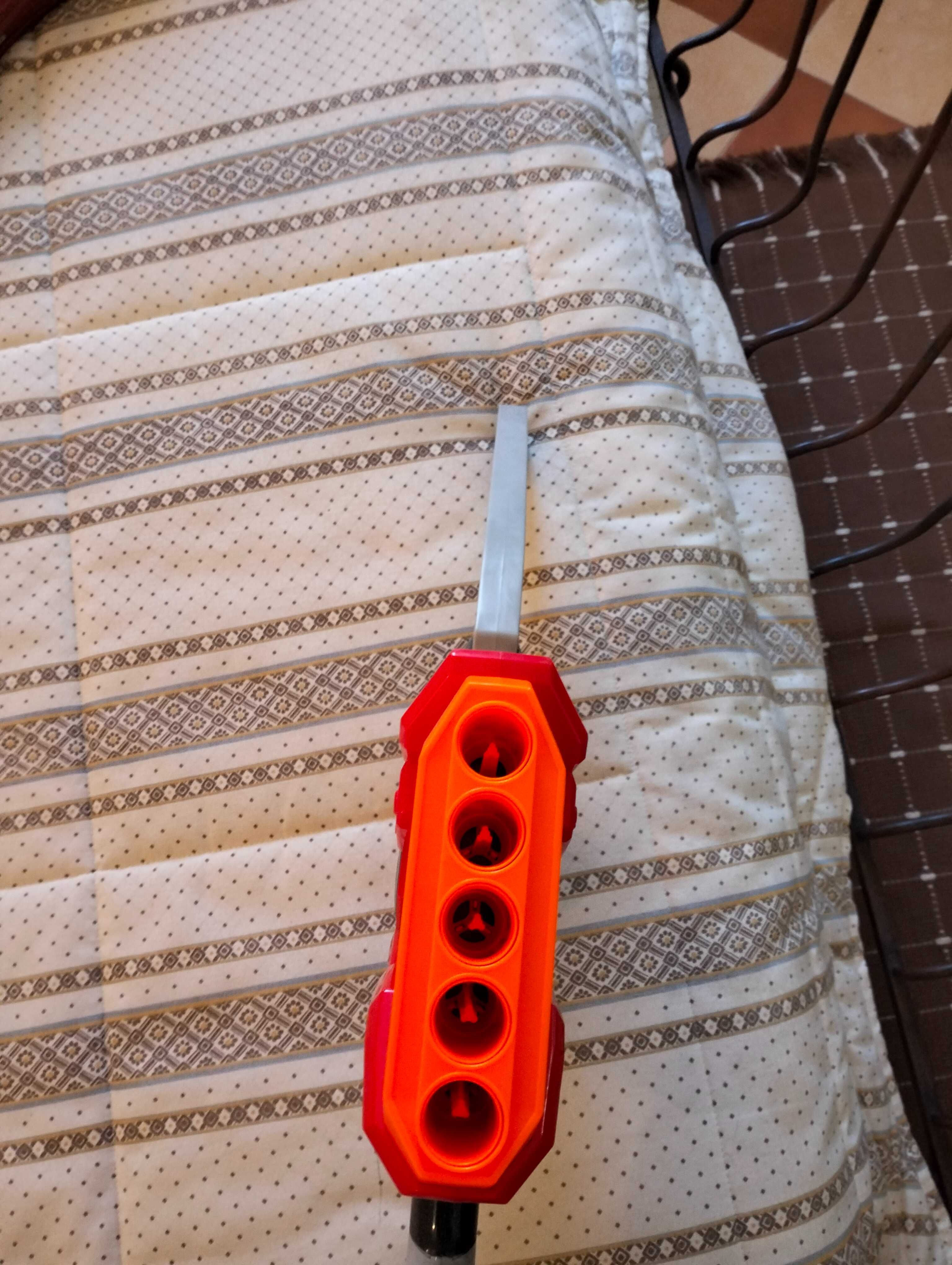 Nerf Mega arco e flecha como nova
