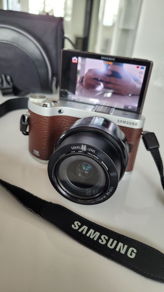 Samsung nx300 nx 300 bezlusterkowiec