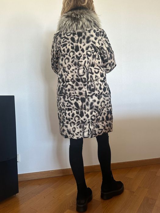 Moncler пуховик теплый с натуральным мехом