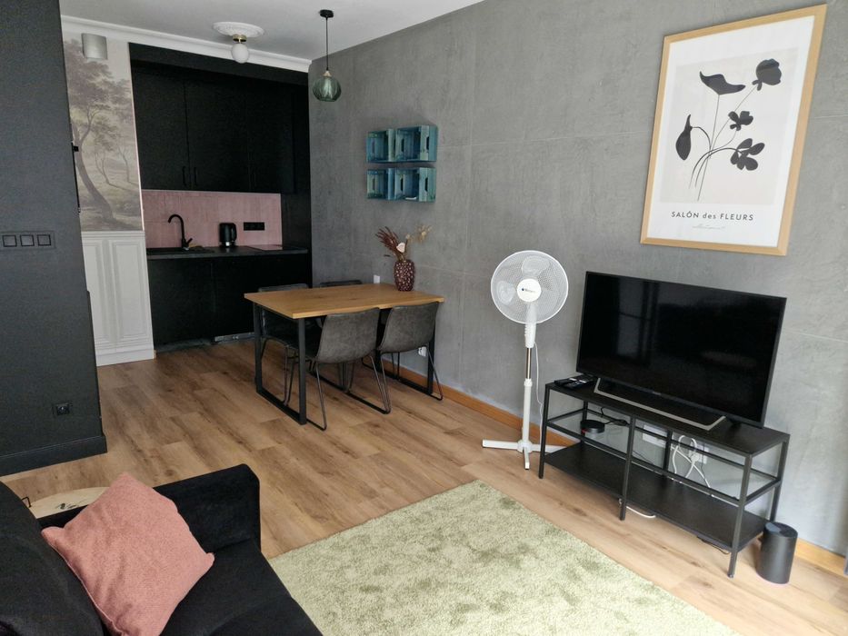 Nowy Apartament z jacuzzi w pokoju w centrum miasta