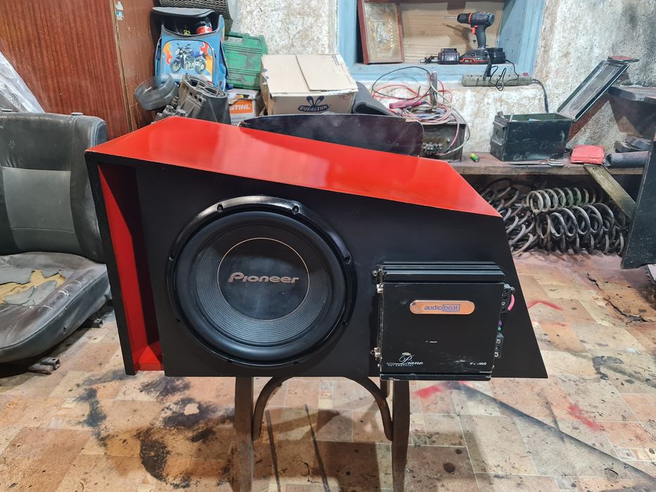 Продам короб для сабвуфера