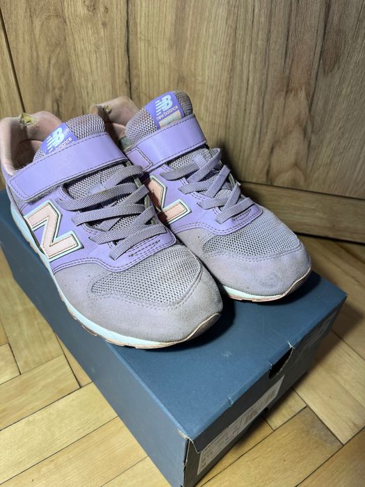 Кросівки жіночі/підліткові New Balance 996 розмір 38,5