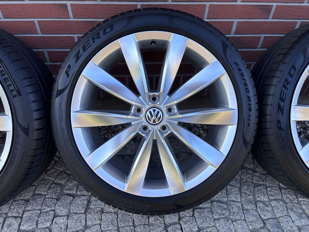 Koła lato 3G8 CHENNAI VW Arteon Passat 245/40 R19 Pirelli 5x112 8Jx19