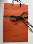 Hermes torebka prezentowa papierowa nowa z firmiwa kokardą 43/28