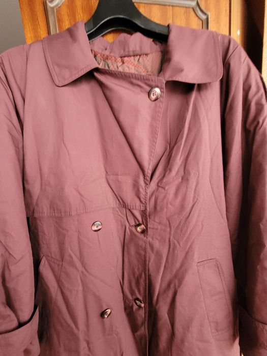 Нове жіноче пальто демісезонне, плащовка, розмір 48