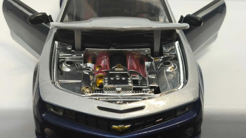 Модель, машинка Chevrolet Camaro 2010 1.24 Maisto Prorodz