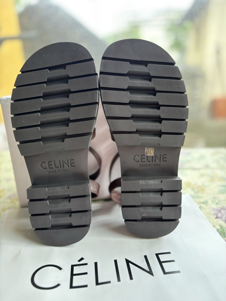 Босоніжки сандалі Celine