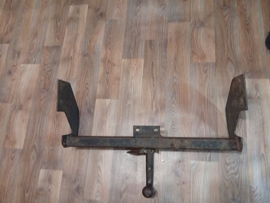 Фаркоп для Рено TRAFIC 90- х років