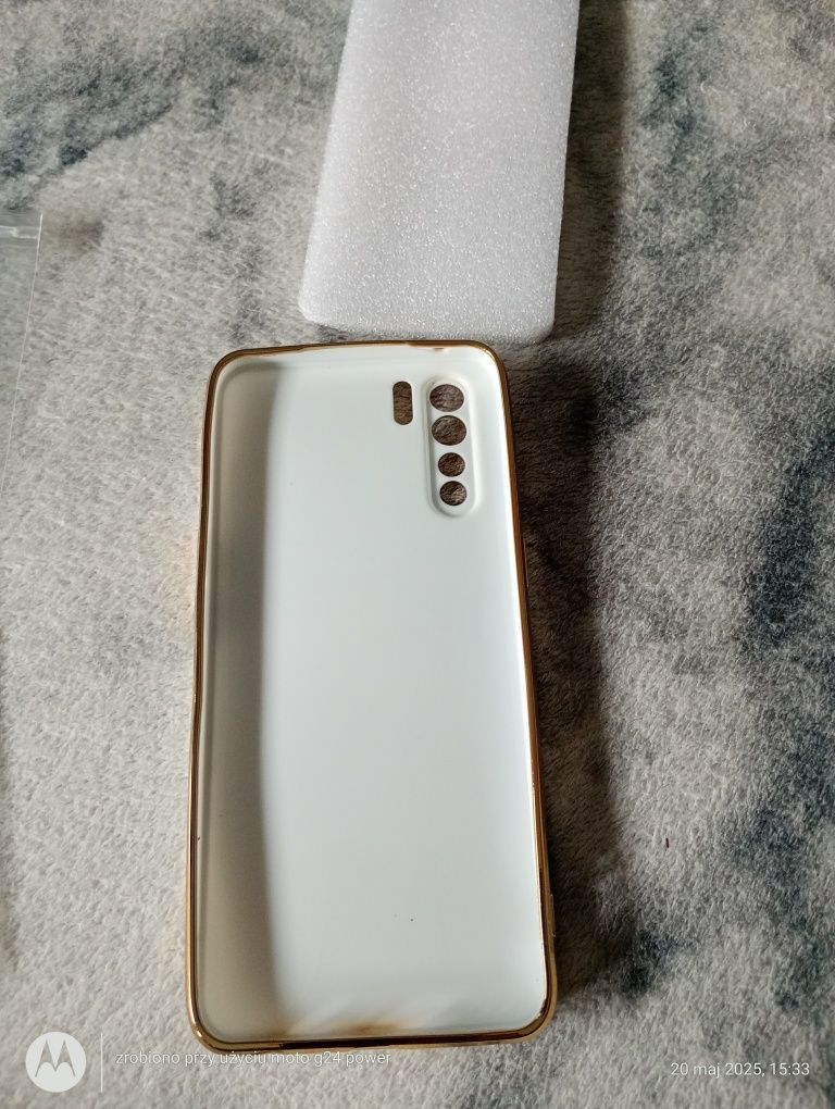Etui Oppo a91 nowe.