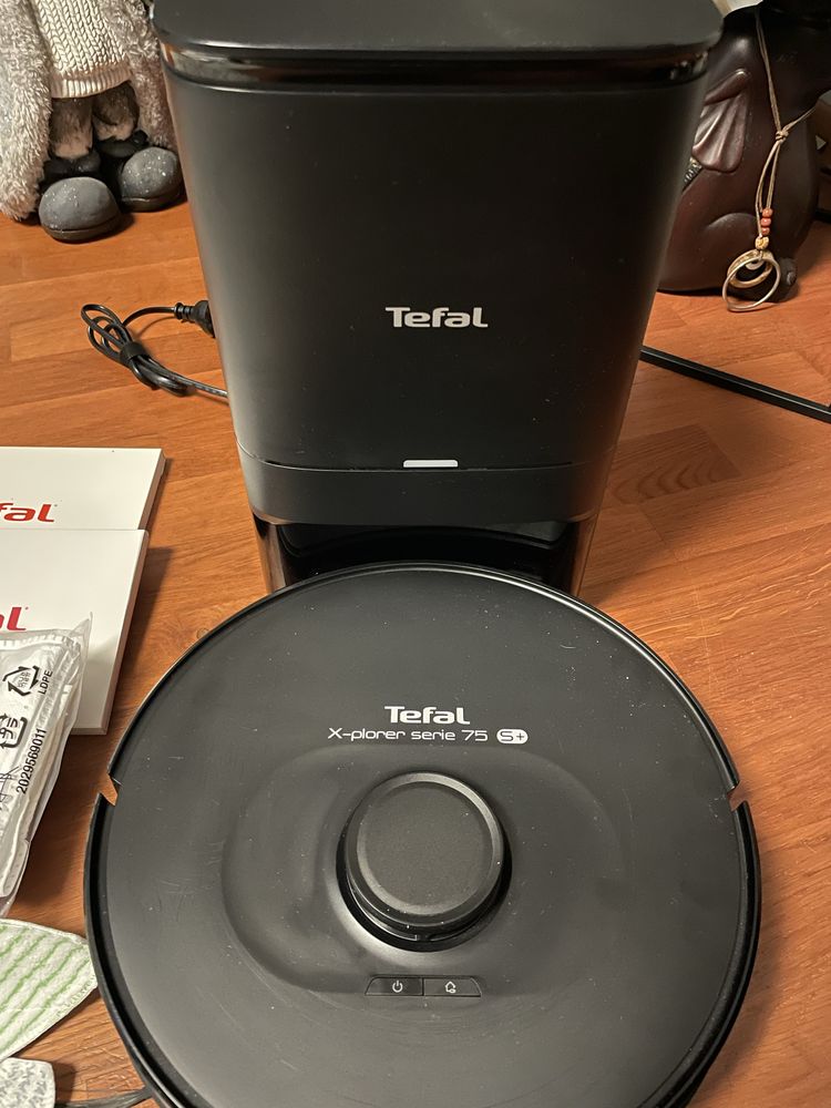 Robot sprzatajaco mopujący Tefal Xplorer 75S+