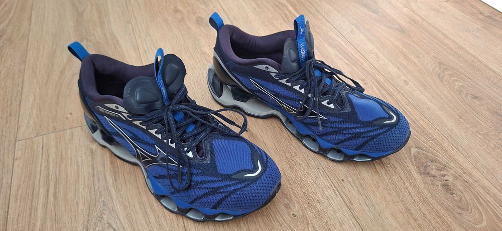 Ténis Mizuno Wave Prophecy 11 – Semi-novo (usado 1 vez)