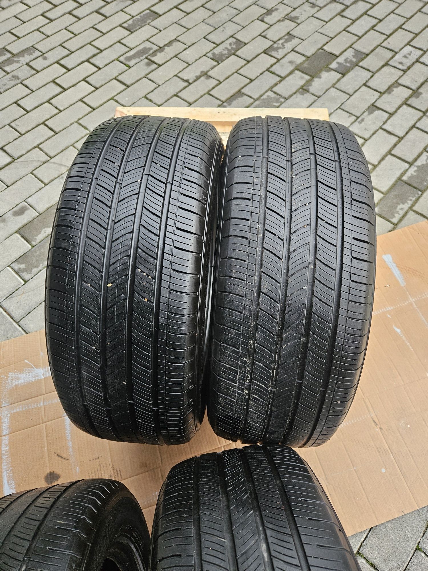 Opony Michelin 235/55/17  wielosezonowe