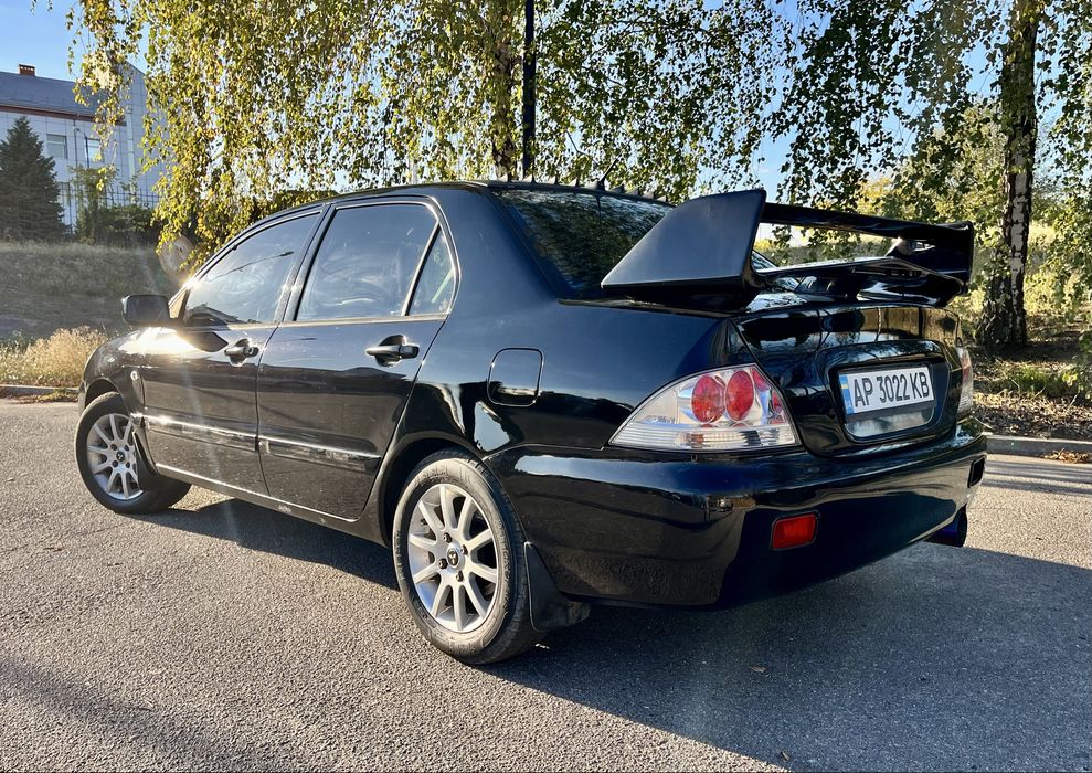 Продам Mitsubishi Lancer 1.6