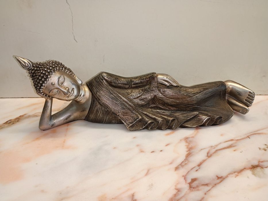 Peça decorativa, estátua de Buddha deitado com 38cm