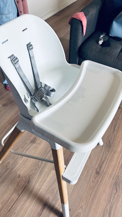 Cadeira  crianca 6 messes a 8 anis