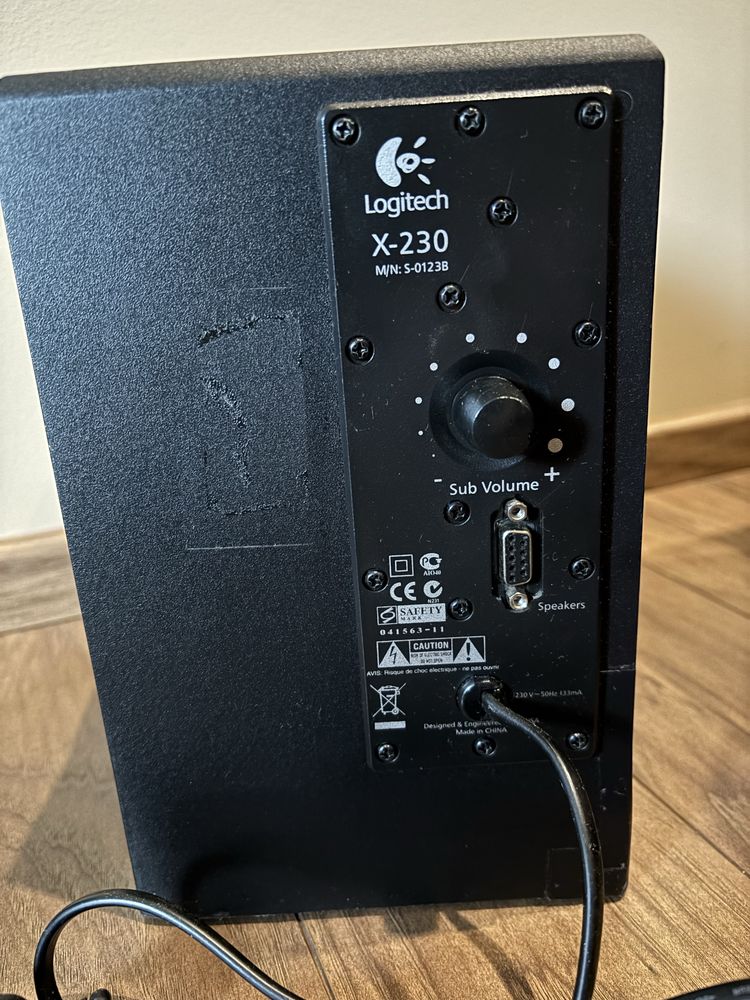 Zestaw 2 głośników + subwoofer Logitech X-230