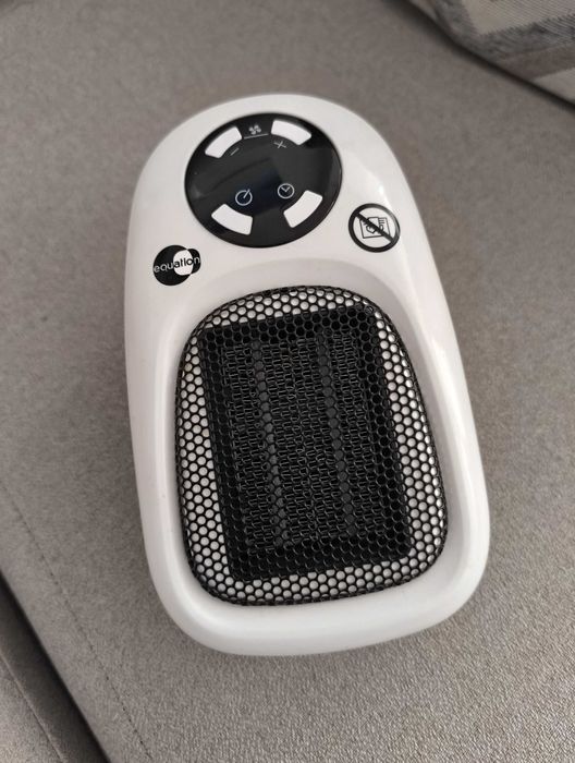 Aquecedor cerâmico parede 500W ligação de tomada - novo