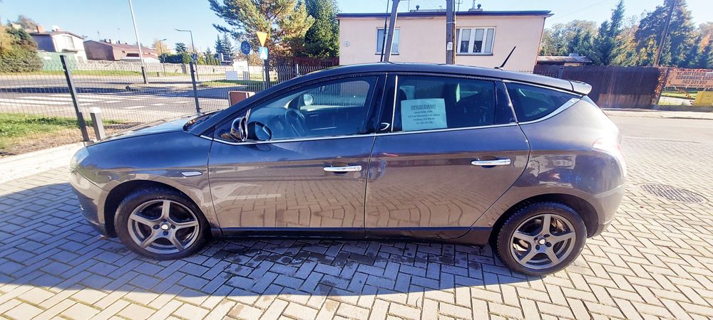 Sprzedam Lancia Delta 1.4 125km