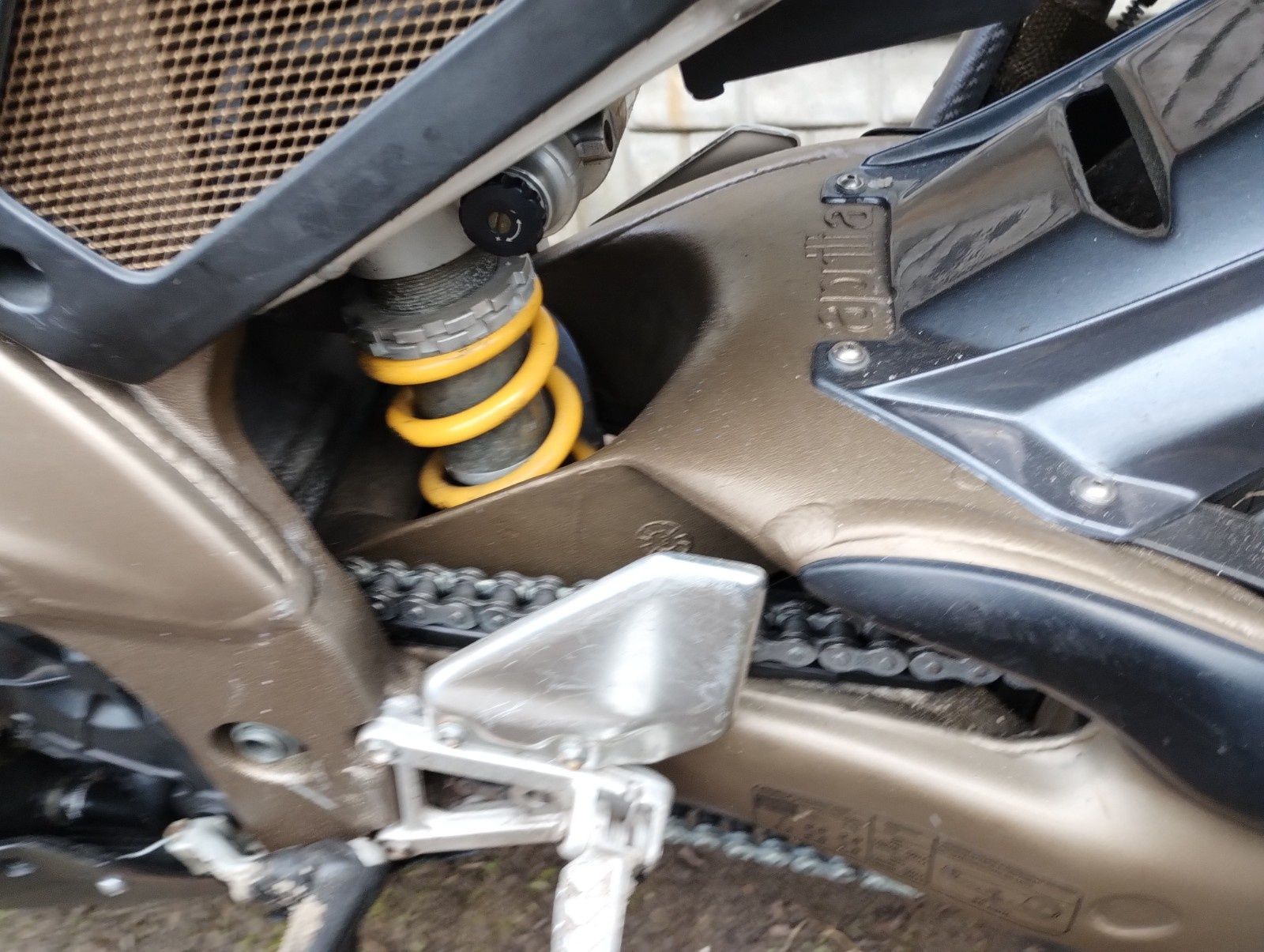 MOTOR APRILIA RSV 1000 TUONO MILLE R RR SP 140 koni mechanicznych