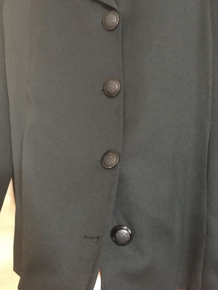 Vendo fato de sra com calça