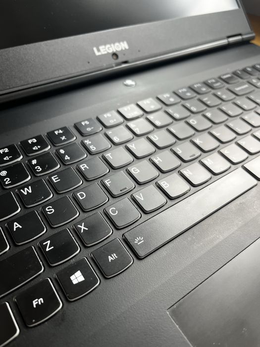 Laptop Lenovo Legion Y540-17 i5-9300HF / 16GB / 512 / Geforce GTX1650