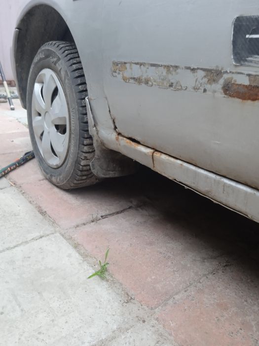 Nissan almera n-15 авто не на ходу