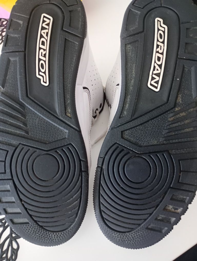 Buty Jordan rozmiar 42.5