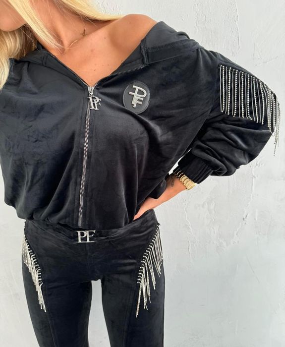 Piękny komplet dres welurowy srebrne dodatki logo paparazzi