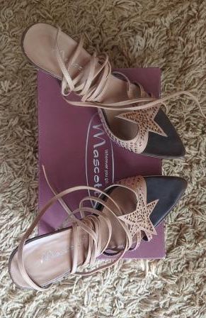 Роскошные сексуальные босоножки со стразами