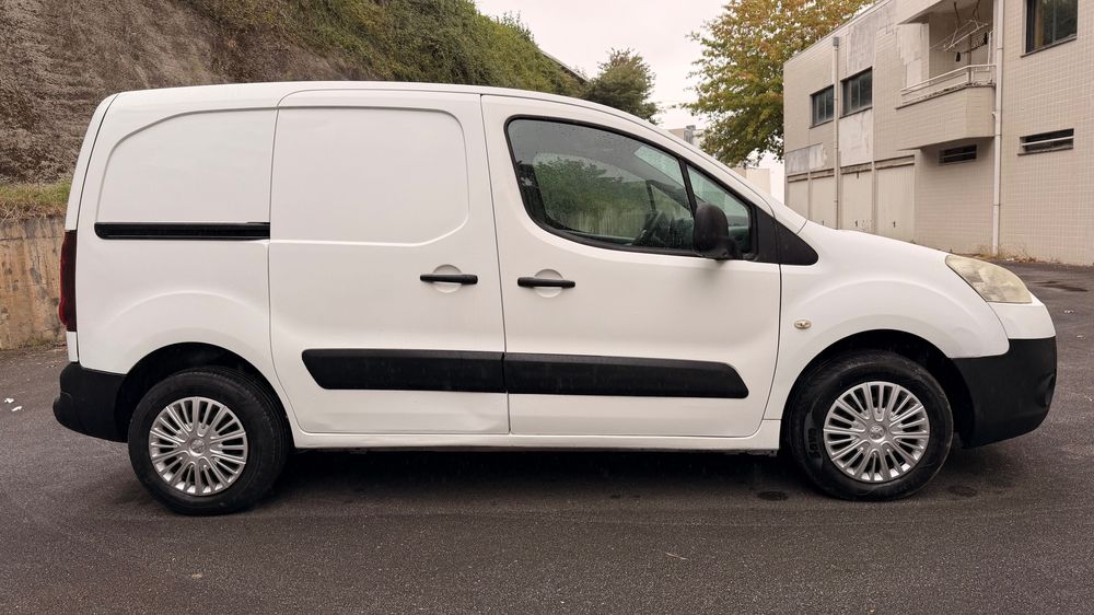 Peugeot Partner 1.6 HDi L1 90cv - 3Lugares - 225.352Kms
