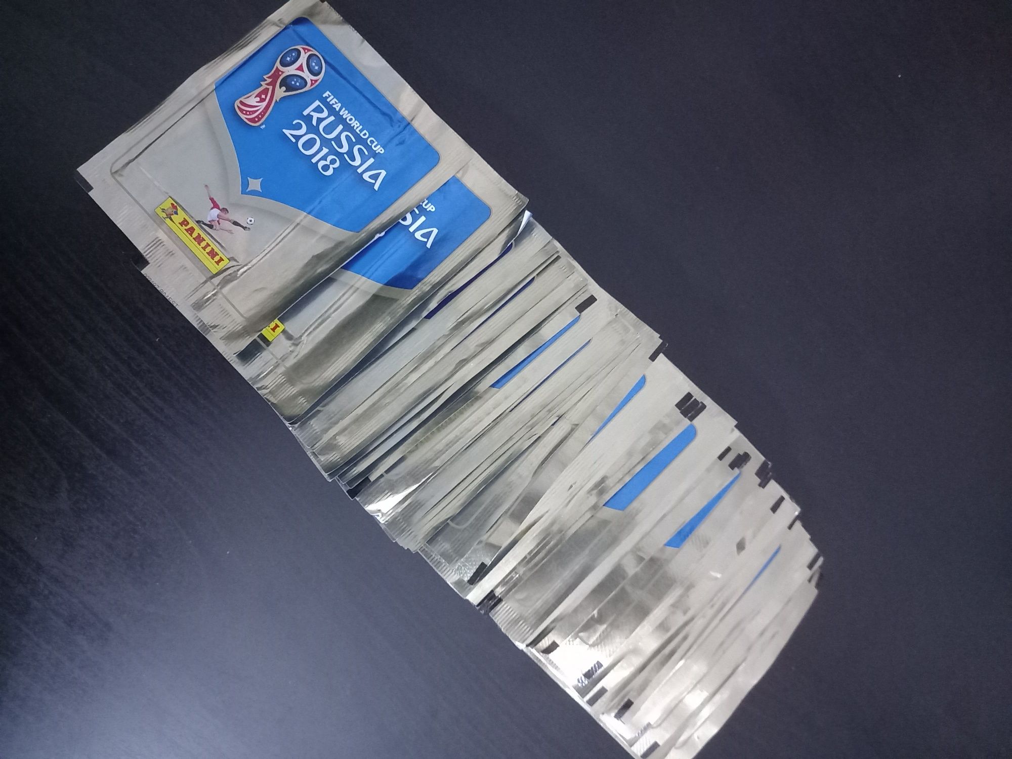 Lote 78 saquetas Mundial 2018 Panini