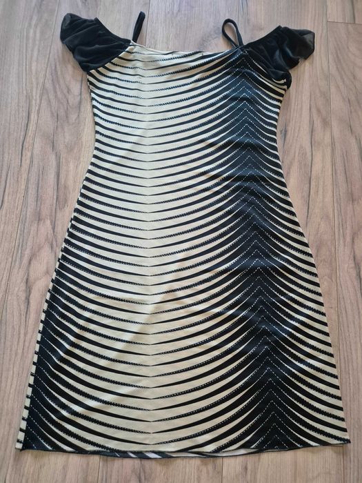 Sukienka beżowo czarna